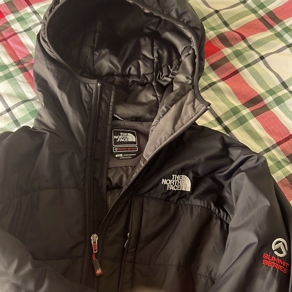 Men’s NorthFace Large winter coat